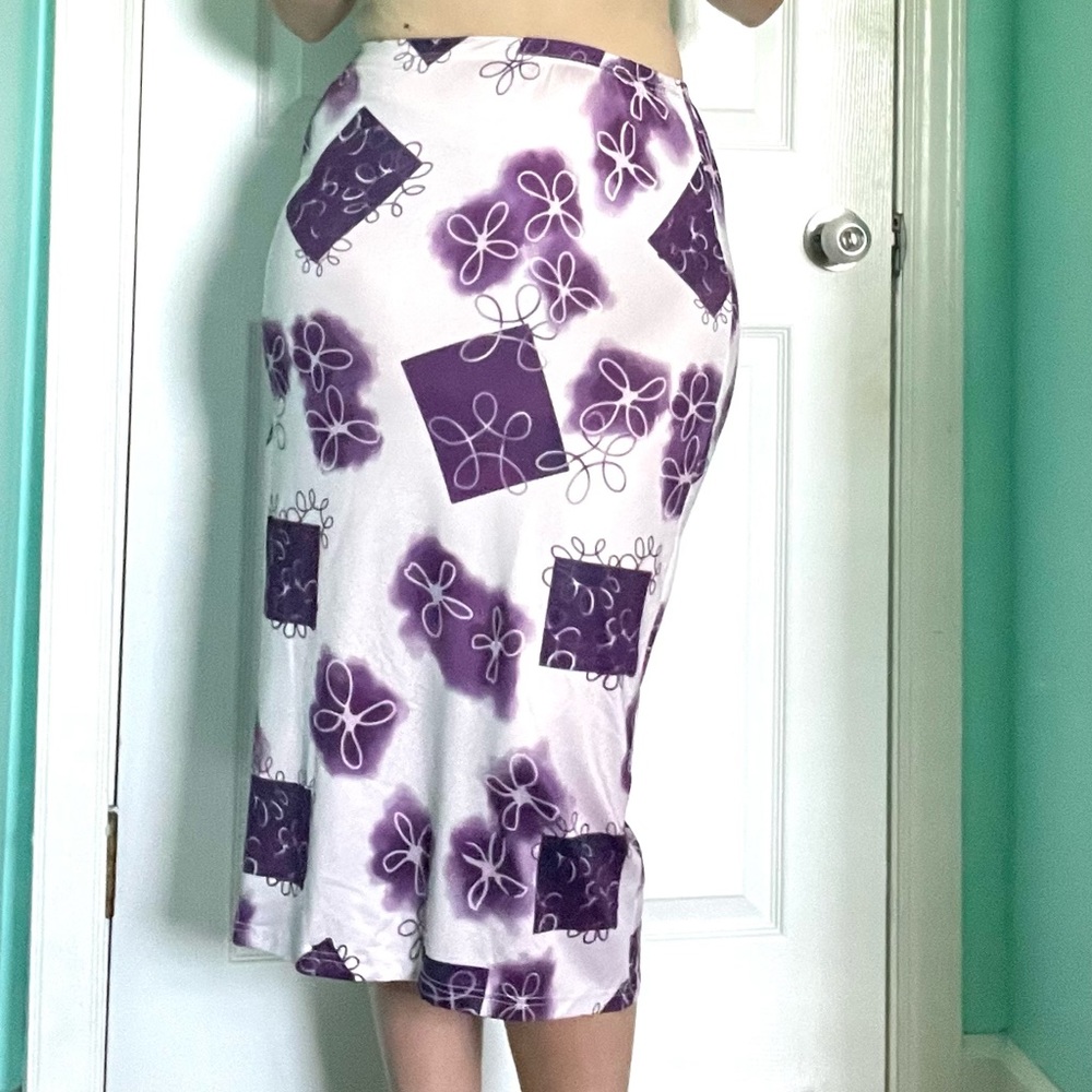 thin material y2k theme skirt